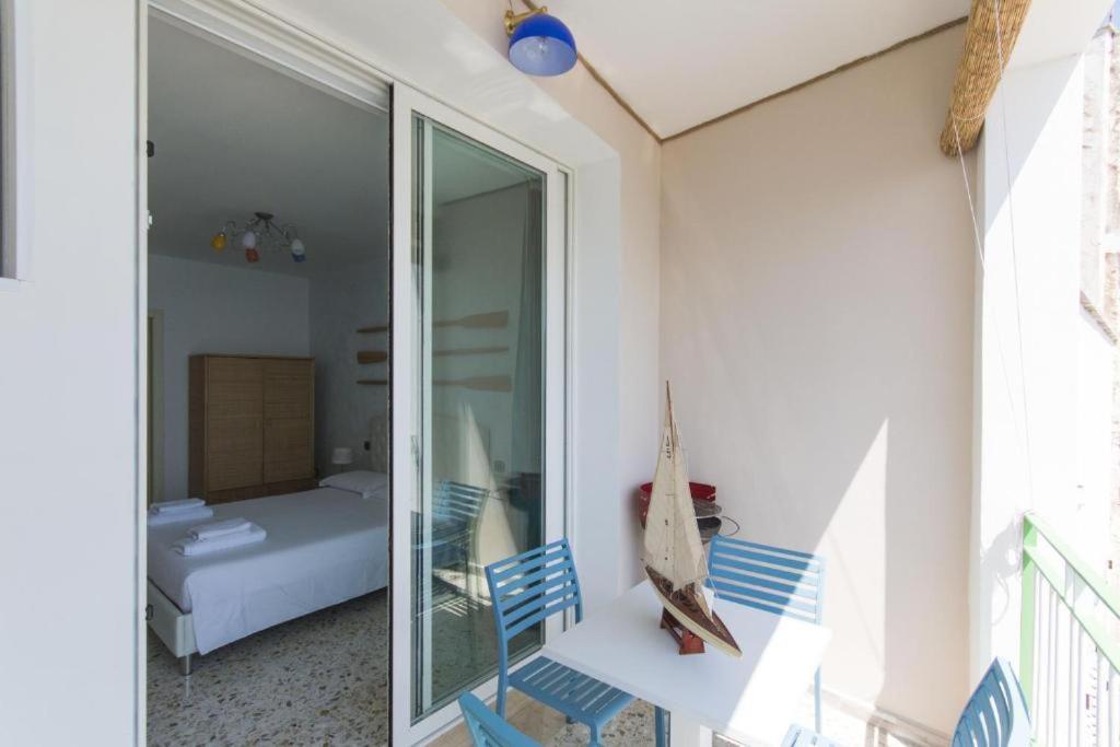 Appartement Balcone Sul Mare Di Castro à Castro  Extérieur photo