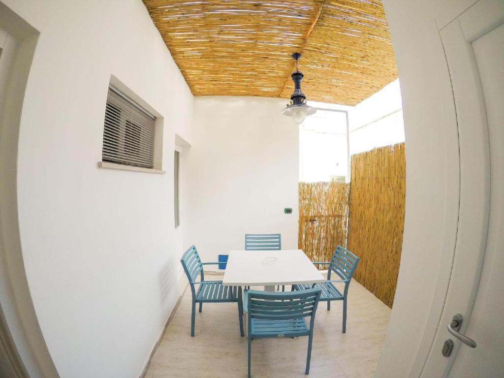Appartement Balcone Sul Mare Di Castro à Castro  Extérieur photo